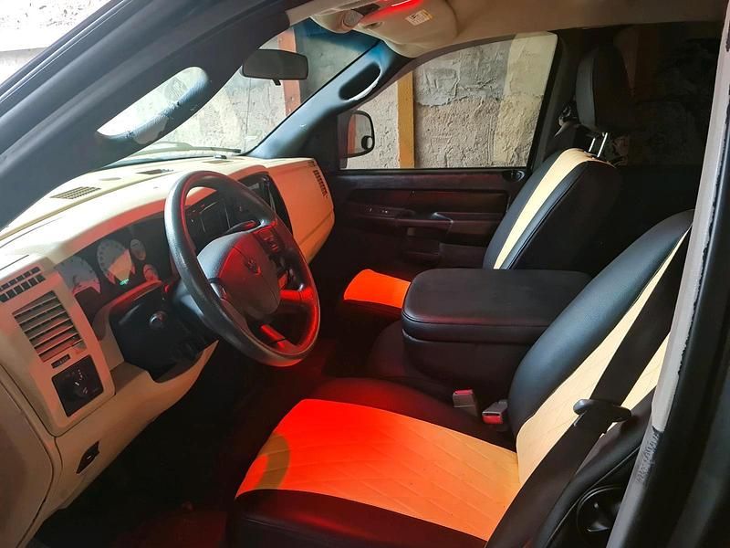 Gebraucht Dodge Ram 234 PS (172 kW) 2008 Andere farben Abholung