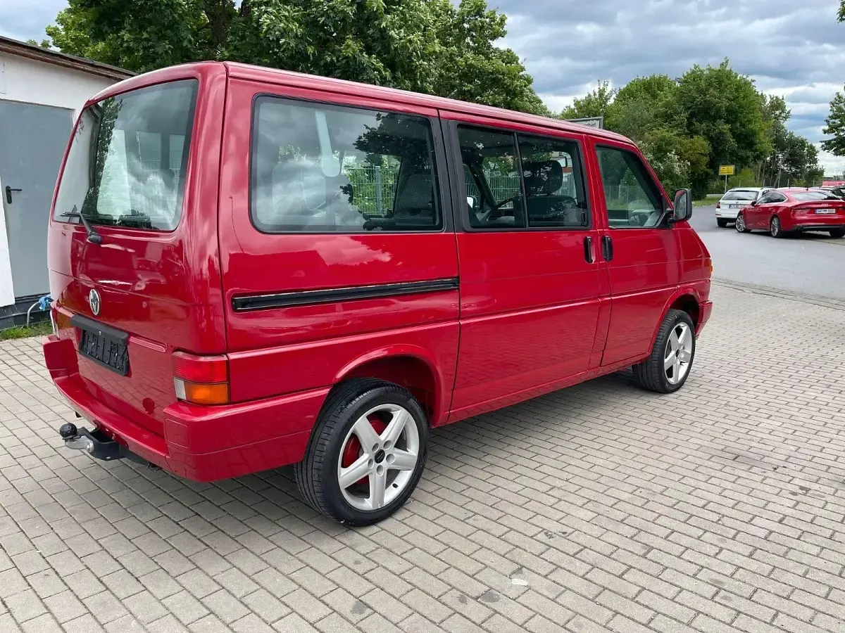 Gebraucht VW T4 110 PS (80 kW) 1992 Rot Van