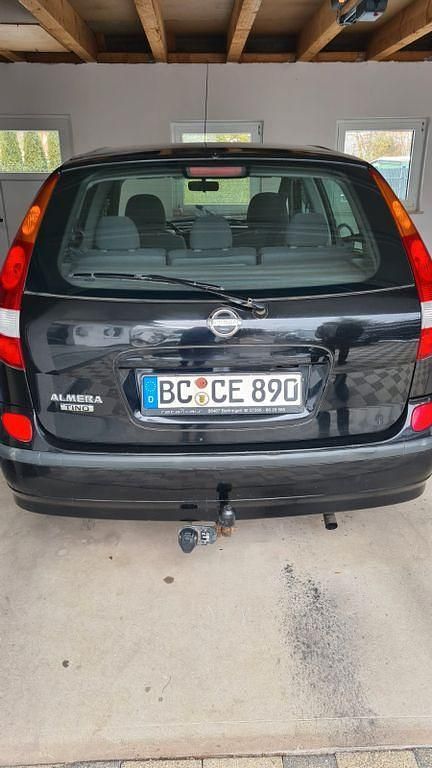 Schwarz Gebraucht 2005 Nissan Almera Tino Acenta+ Van / Kleinbus | 1.500 € (Fairer Preis) - Bild 1/4