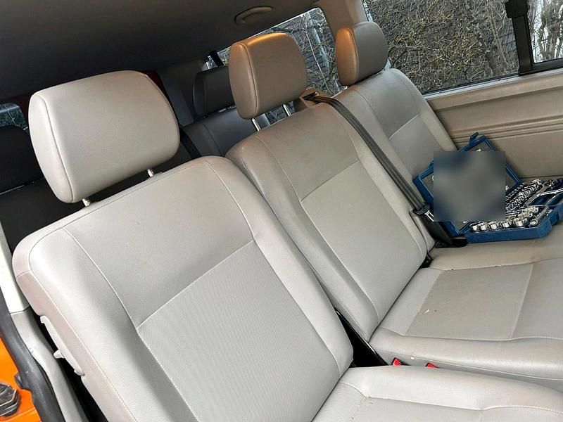 Gebraucht VW T5 179 PS (131 kW) 2012 Orange Van