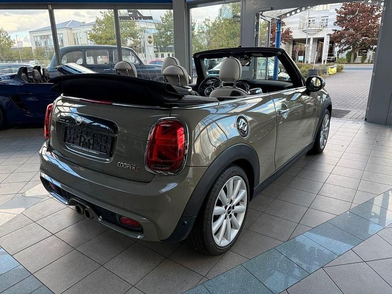 Gebraucht Mini Cooper S Cabriolet 192 PS (141 kW) 2019 Emeraldgrey met. Cabrio
