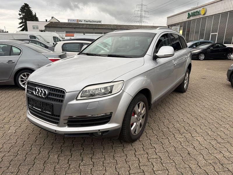 Silber Gebraucht 2007 Audi Q7 Advanced SUV | 8.980 € (Superpreis) - Bild 1/4