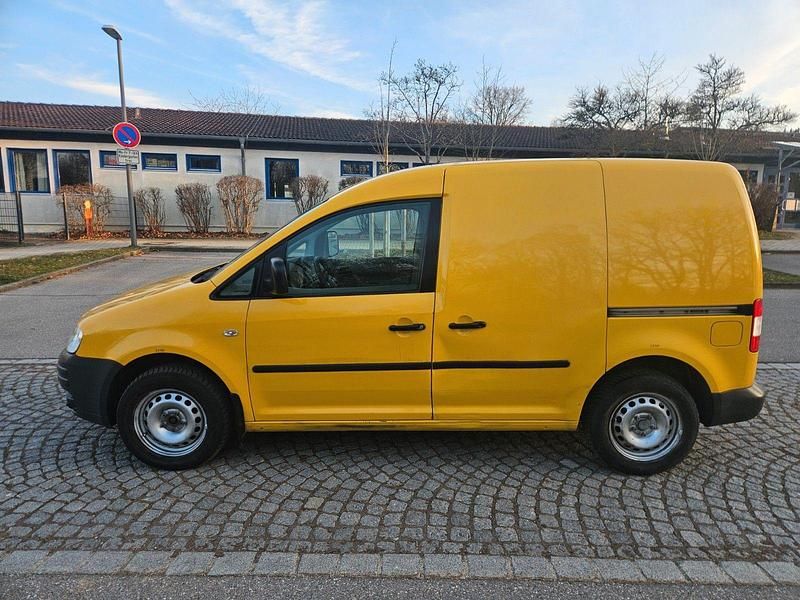 Second-hand VW Caddy 69 CP (50 kW) 2010 Galben Monovolum
