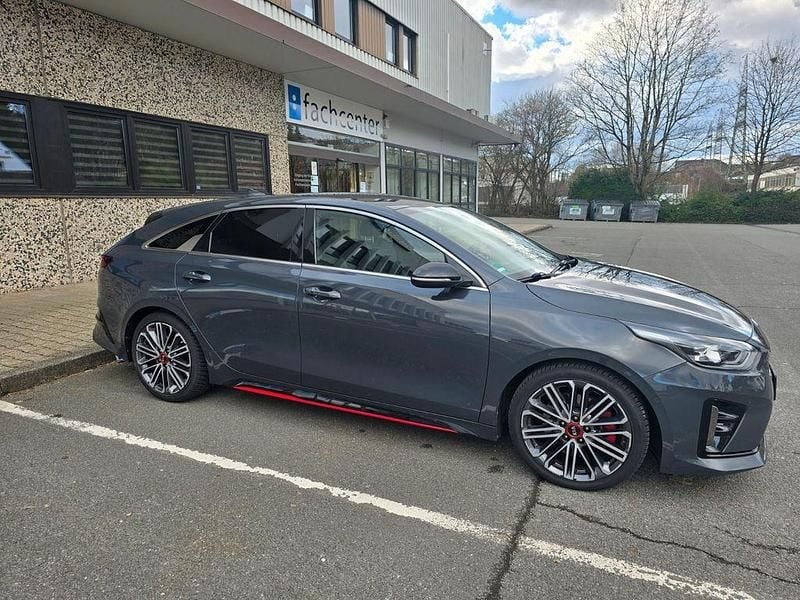 Gebraucht Kia ProCeed GT 204 PS (150 kW) 2019 Grau Kombi