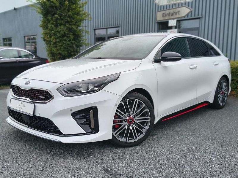 Weiß Gebraucht 2019 Kia ProCeed GT Kleinwagen | 21.490 € (Etwas zu teuer) - Bild 1/4