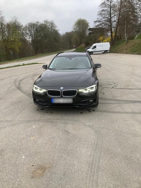 Gebraucht BMW 320 190 PS (139 kW) 2015 Schwarz Kombi