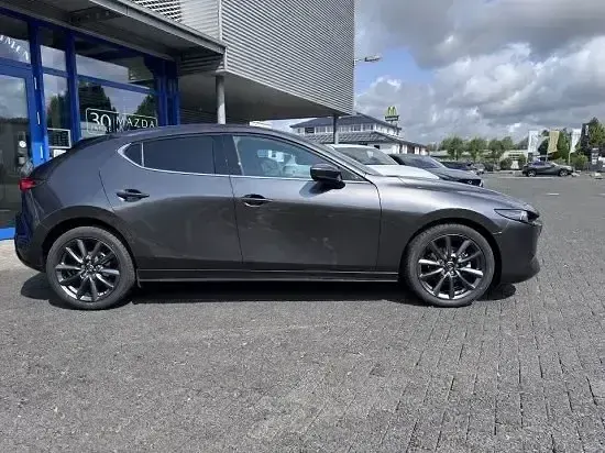 Gebraucht Mazda 3 Exclusive-Line 140 PS (102 kW) 2024 Grau Limousine