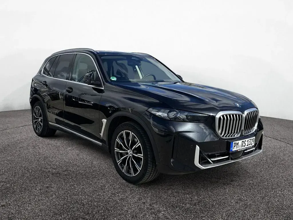 Używany BMW X5 Performance 490 KM (360 kW) 2024 Czarny SUV