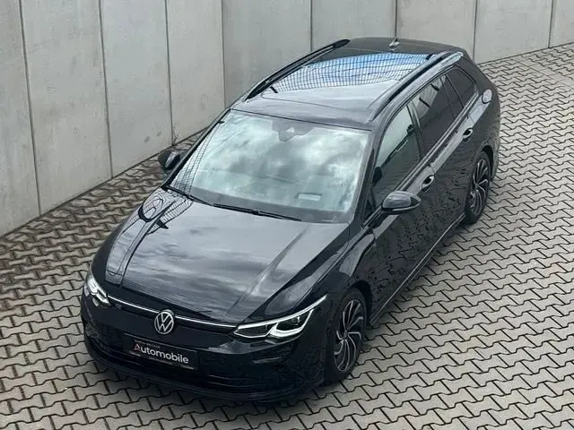 Gebraucht VW Golf VIII R-line 150 PS (110 kW) 2020 Schwarz Kombi