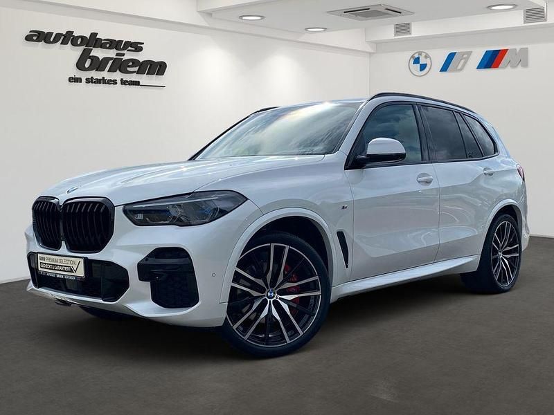 Mineralweiß Gebraucht 2022 BMW X5 M Sport SUV | 68.700 € (Fairer Preis) - Bild 1/4