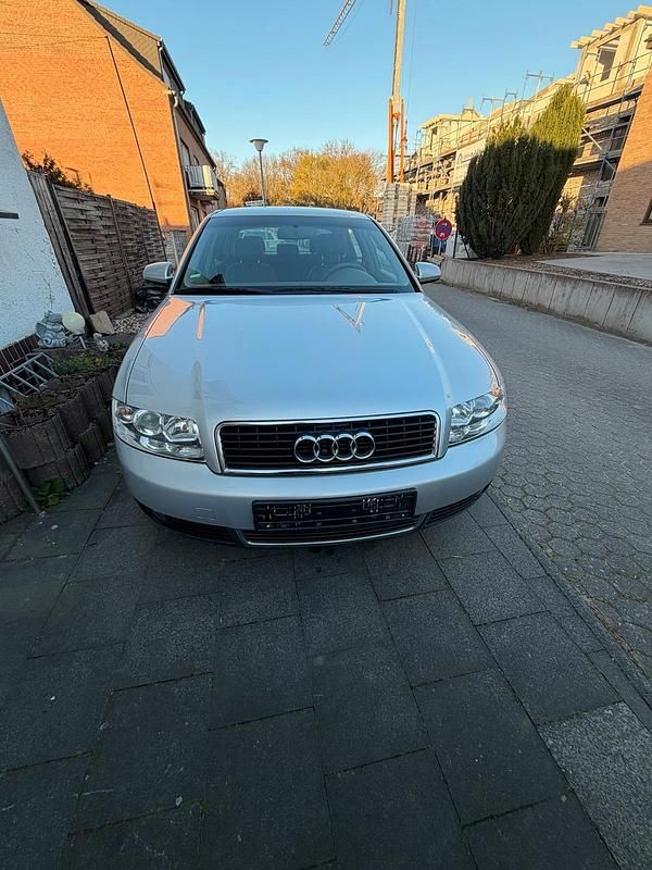Gebraucht Audi A4 131 PS (96 kW) 2000 Grau Limousine