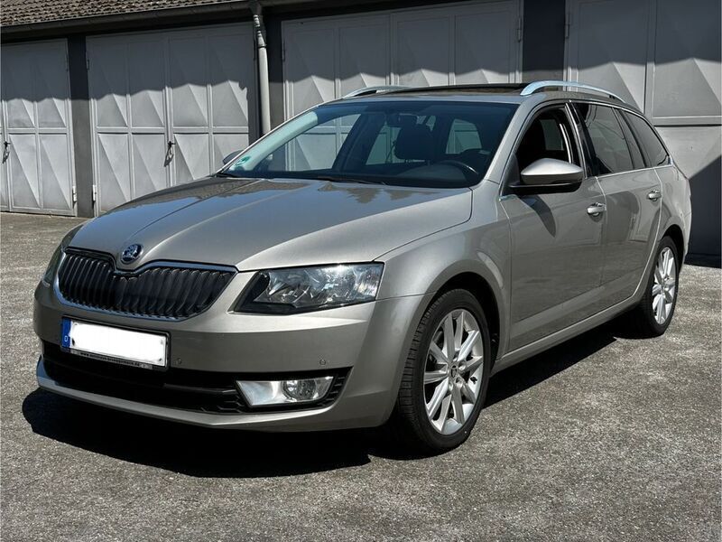 Beige Gebraucht 2016 Skoda Octavia Ambition Kombi | 6.500 € (Guter Preis) - Bild 1/4