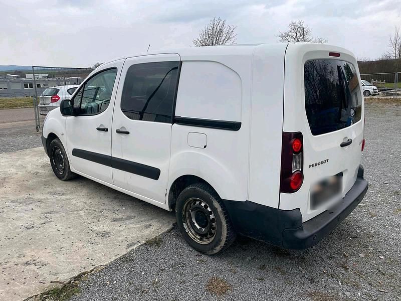 Gebraucht Peugeot Partner 2017 Van / Kleinbus