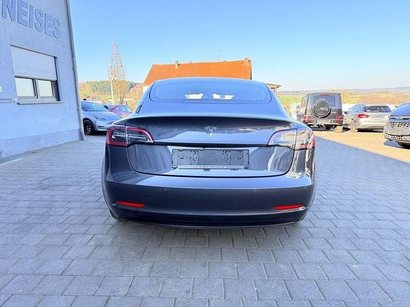 Gebraucht Tesla Model 3 Standard Range Plus 208 kW (283 PS) 2022 Grau Limousine