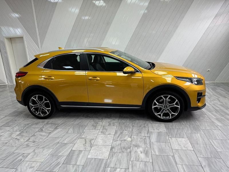 Gelb Gebraucht 2020 Kia XCeed Spirit SUV | 16.750 € (Guter Preis) - Bild 1/4