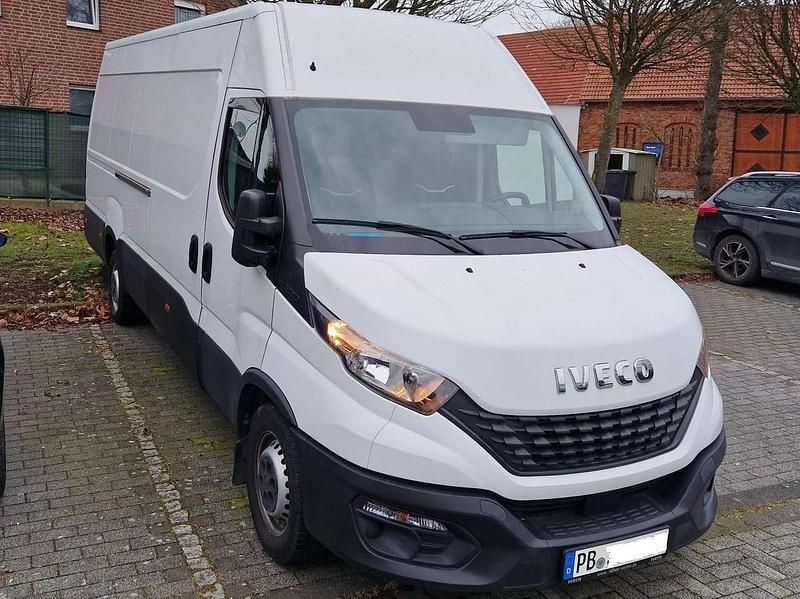 Gebraucht Iveco Daily 156 PS (114 kW) 2019 Van