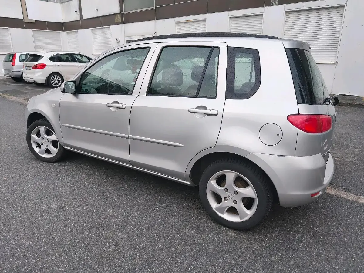 Gebraucht Mazda 2 101 PS (74 kW) 2004 Silber Kleinwagen
