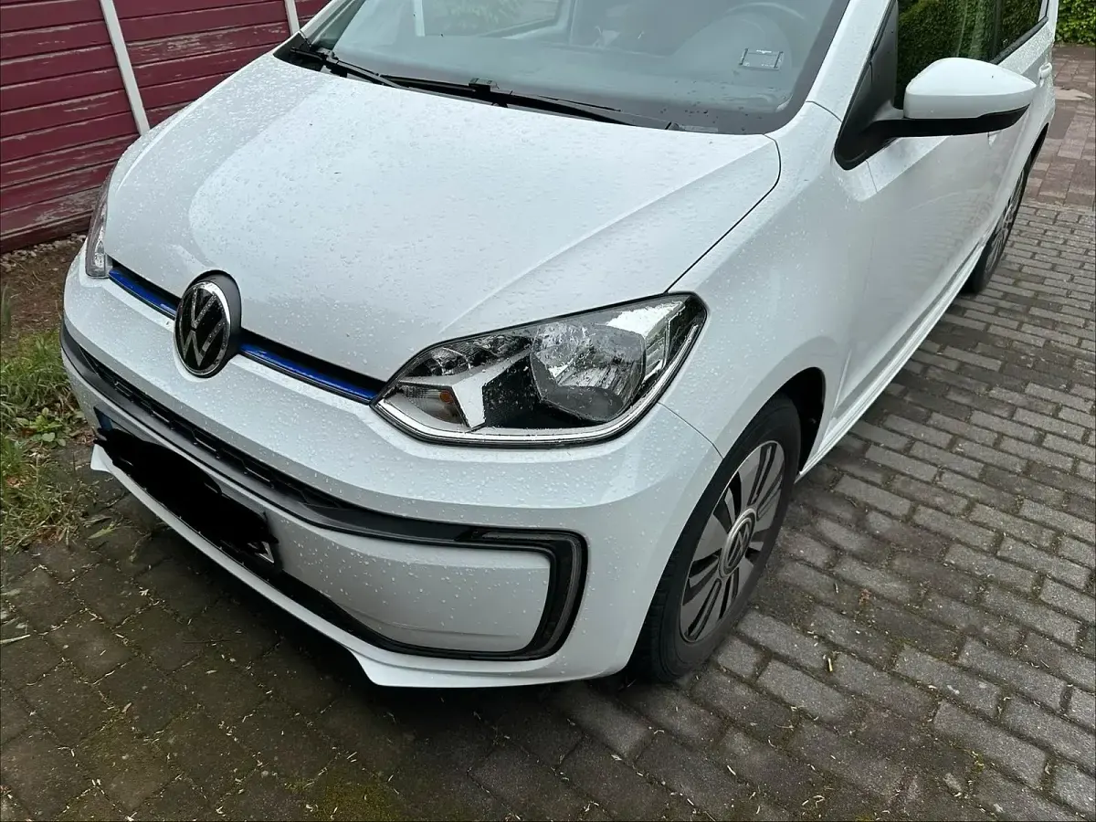 Gebraucht VW e-up! Style 61 kW (83 PS) 2021 Weiß Kleinwagen