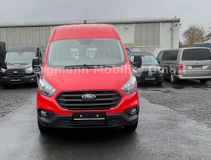 Gebraucht Ford Transit 131 PS (96 kW) 2019 Rot Van / Kleinbus