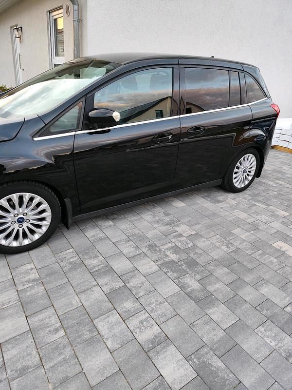 Gebraucht Ford Grand C-Max Titanium 140 PS (102 kW) 2012 Schwarz Van / Kleinbus
