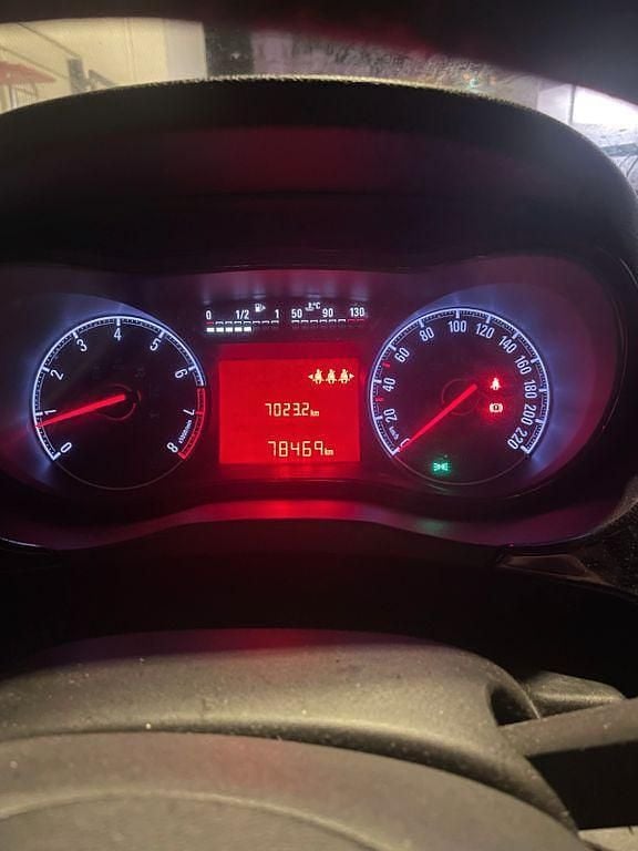 Schwarz Gebraucht 2015 Opel Corsa Edition Kleinwagen | 6.600 € (Guter Preis) - Bild 1/4