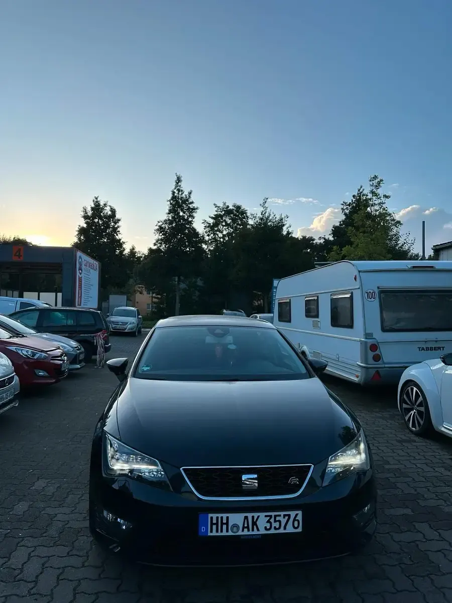 Second-hand Seat Leon FR 180 CP (132 kW) 2014 Negru Hatchback