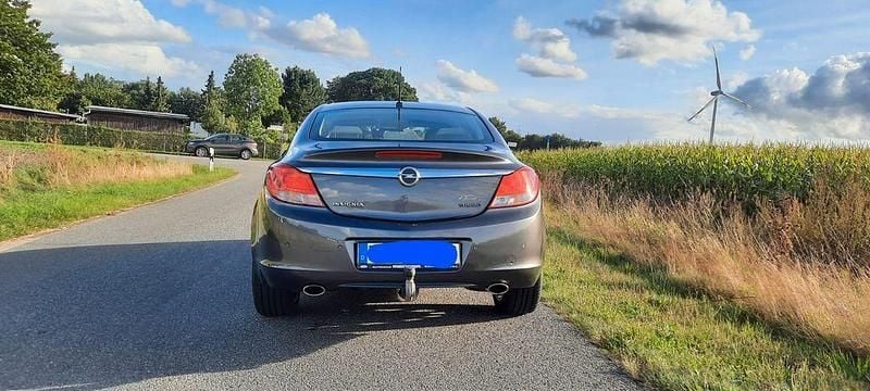 Grau Gebraucht 2009 Opel Insignia Cosmo Limousine | 4.500 € (Guter Preis) - Bild 1/4