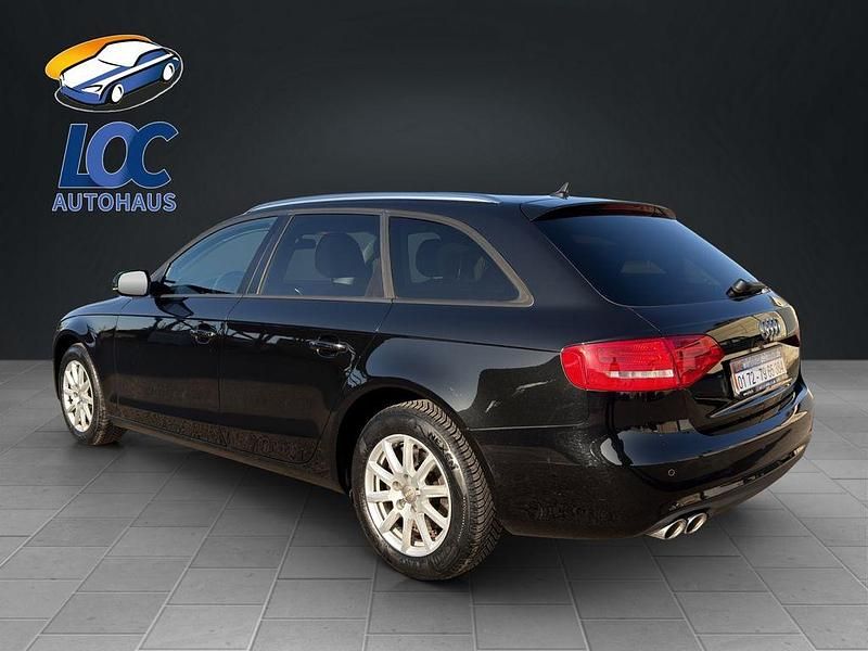 Gebraucht Audi A4 Attraction 150 PS (110 kW) 2015 Mythosschwarz Kombi