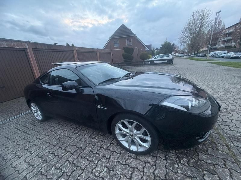 Gebraucht Hyundai Coupé 143 PS (105 kW) 2009 Schwarz Coupé