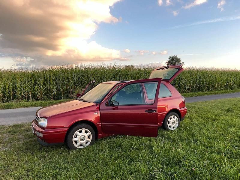 Andere farben Gebraucht 1997 VW Golf III Kleinwagen | 4.500 € - Bild 1/4