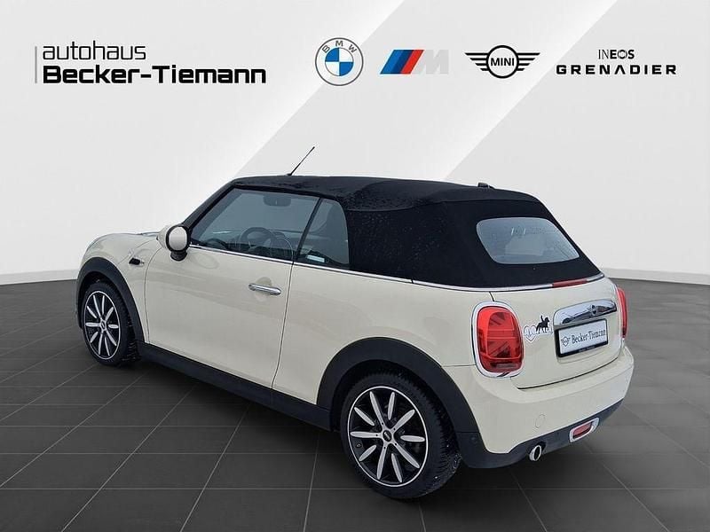 Gebraucht Mini One Cabriolet 102 PS (75 kW) 2019 Weiß Cabrio