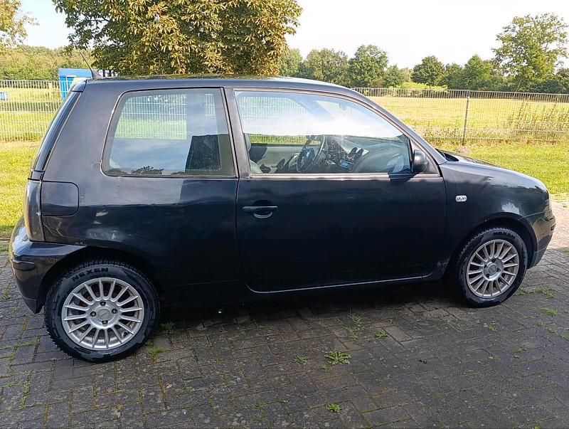 Schwarz Gebraucht 2002 VW Lupo Kleinwagen | 2.600 € (Etwas zu teuer) - Bild 1/4