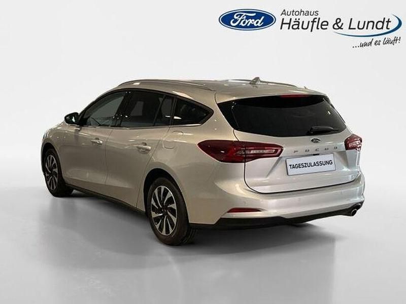 Gebraucht Ford Focus Titanium X 116 PS (85 kW) 2024 Polarsilber metallic Kombi