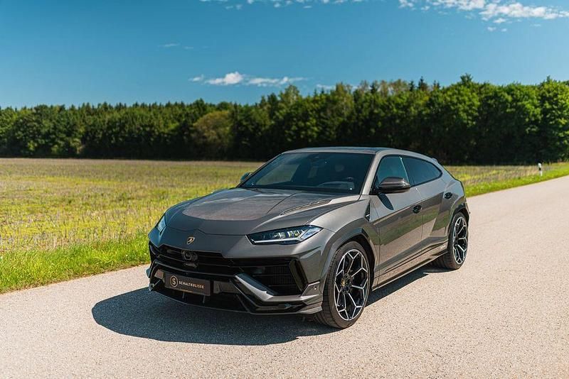 Grau Gebraucht 2023 Lamborghini Urus SUV | 315.350 € (Teuer) - Bild 1/4