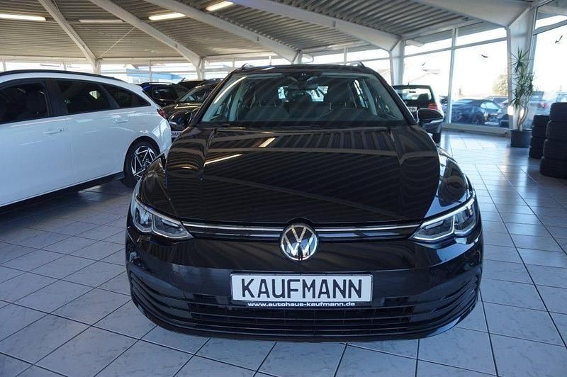 Gebraucht VW Golf VIII 150 PS (110 kW) 2023 Schwarz Kombi