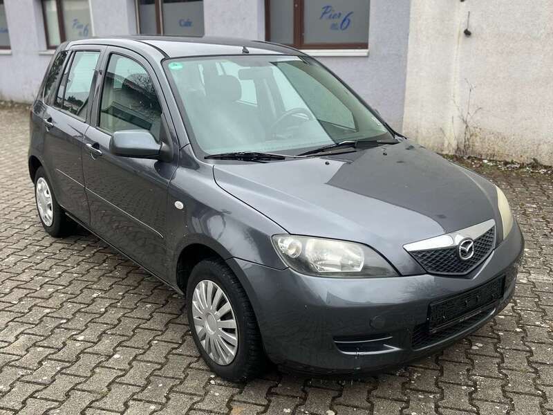 Magnum grey Gebraucht 2005 Mazda 2 Van / Kleinbus | 2.299 € (Fairer Preis) - Bild 1/4