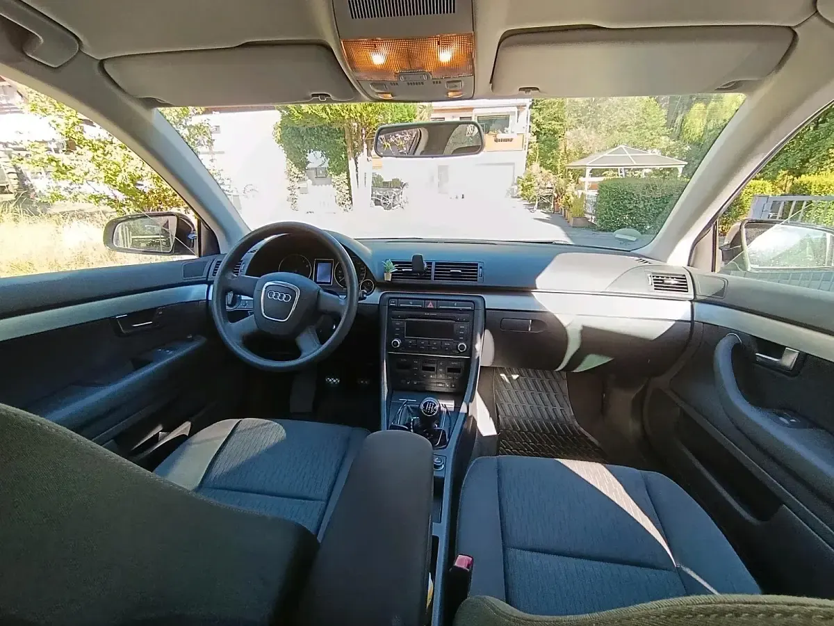 Gebraucht Audi A4 130 PS (95 kW) 2008 Schwarz Kombi