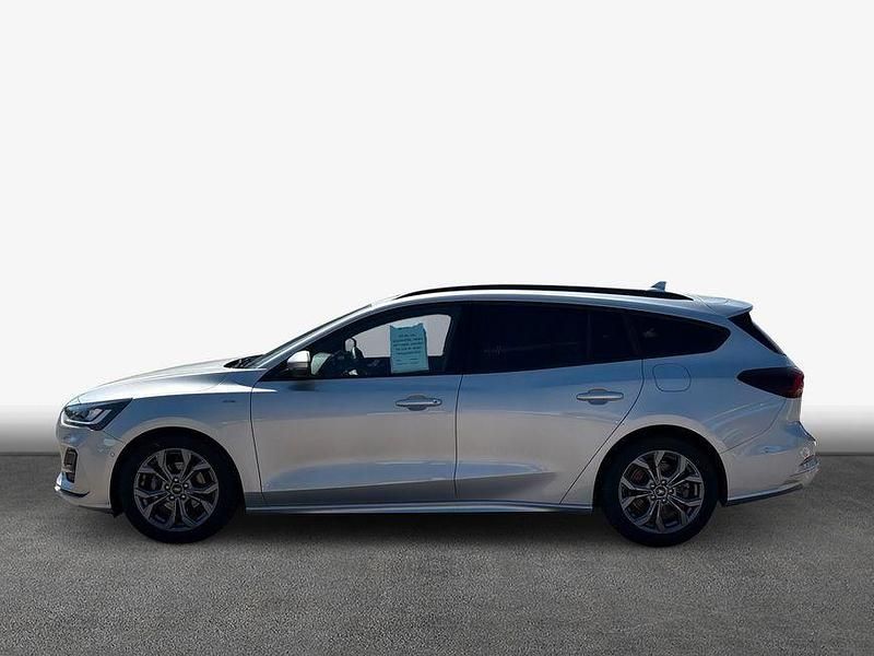 Usado Ford Focus ST-Line X 155 CV (114 kW) 2025 Plateado Familiar