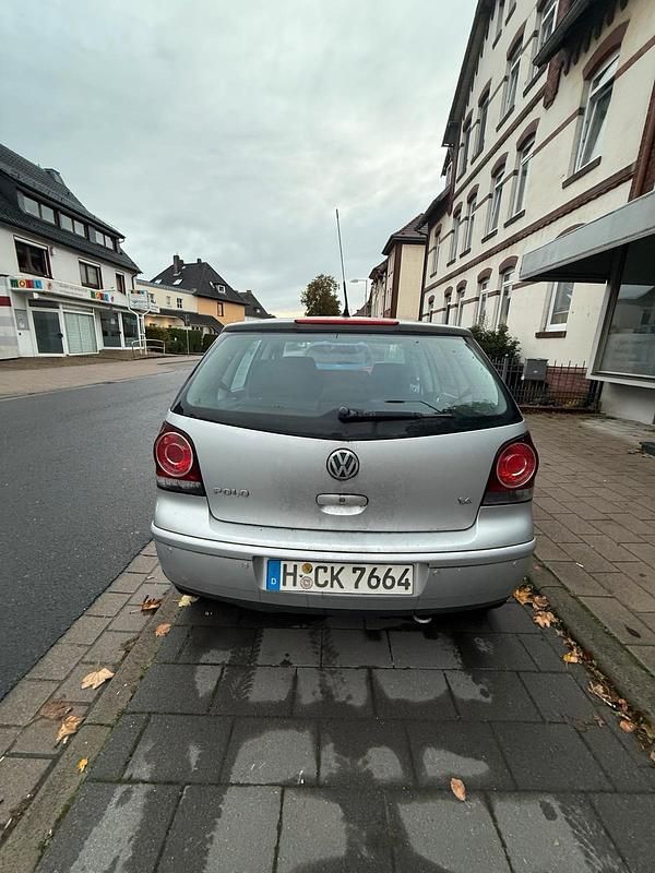 Gebraucht VW Polo 75 PS (55 kW) 2005 Silber Kleinwagen