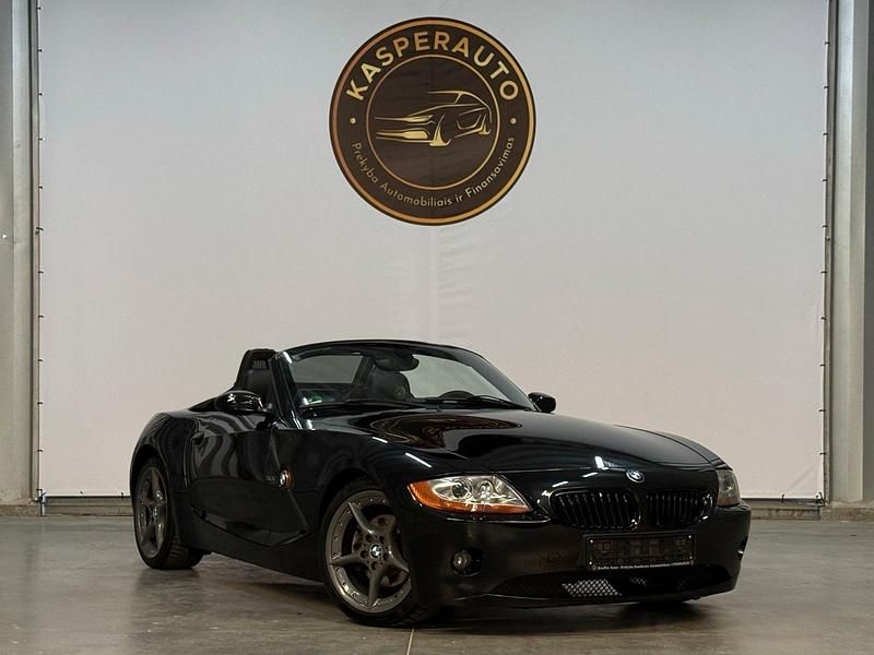 Schwarz Gebraucht 2003 BMW Z4 Cabrio | 8.500 € (Guter Preis) - Bild 1/4