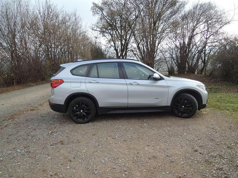 Gebraucht BMW X1 Advantage 136 PS (100 kW) 2016 Silber SUV