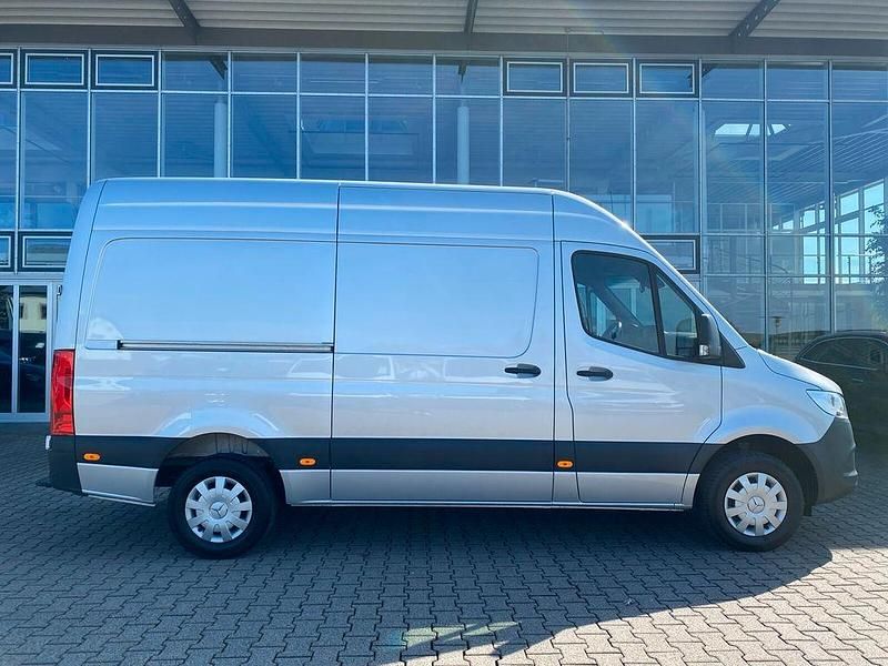 Brugt Mercedes Sprinter 170 HK (125 kW) 2023 Sølv Van