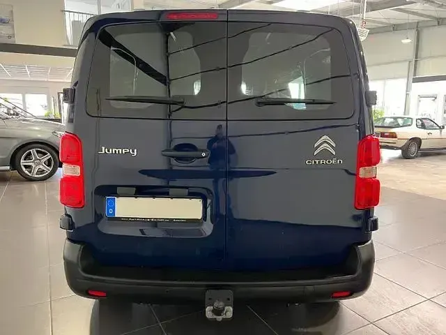 Używany Citroën Jumpy Profi 116 KM (85 kW) 2017 Niebieski Minivan