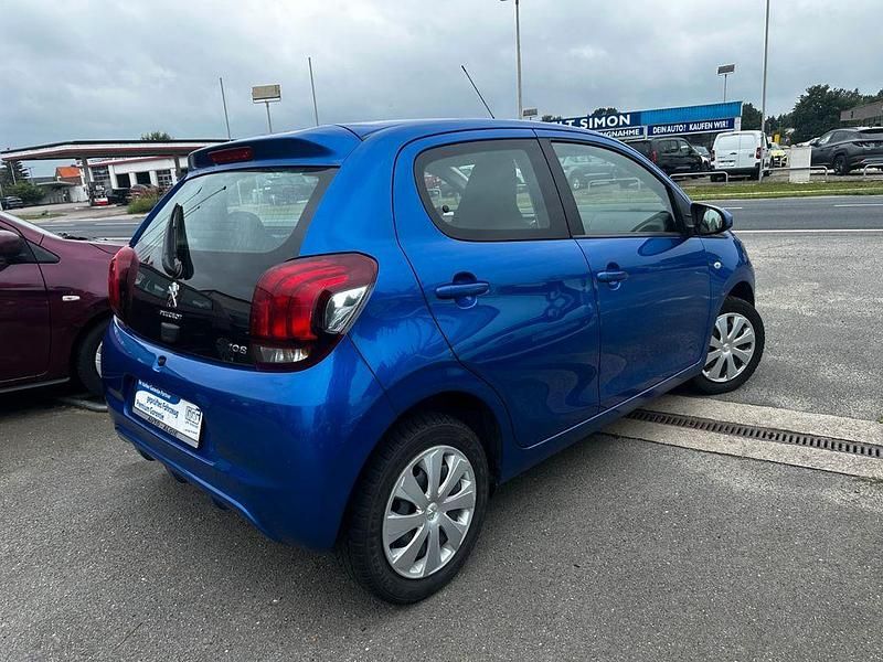 Gebraucht Peugeot 108 Active 72 PS (52 kW) 2021 Blau Kleinwagen