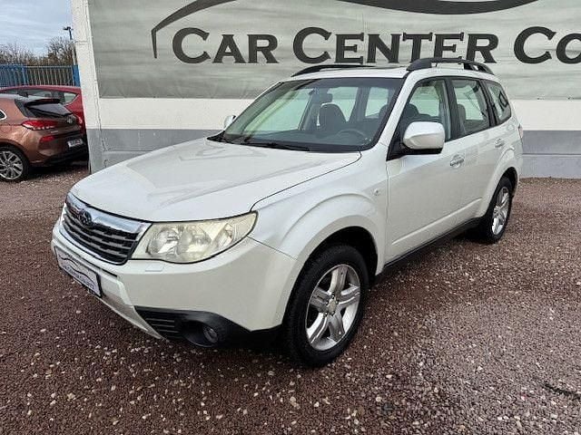 Gebraucht Subaru Forester 171 PS (125 kW) 2010 Weiß SUV
