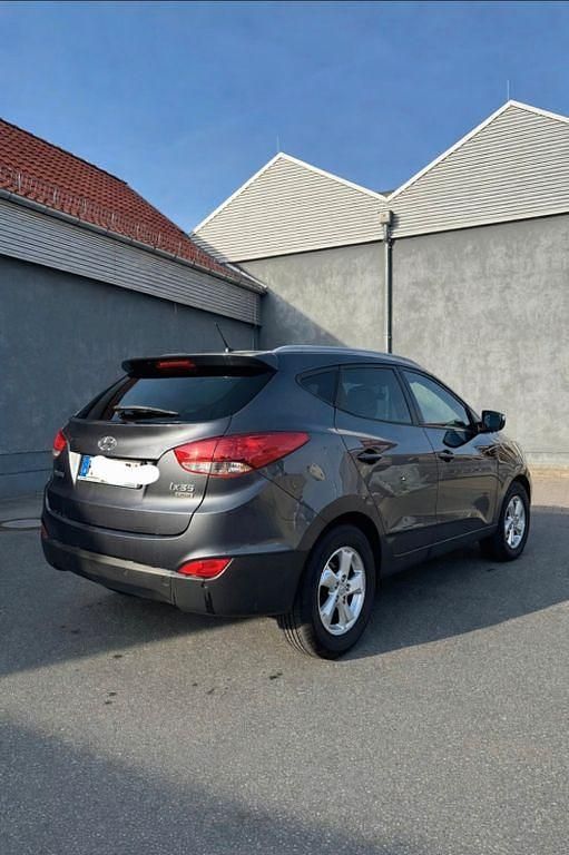 Gebraucht Hyundai ix35 116 PS (85 kW) 2011 Grau SUV