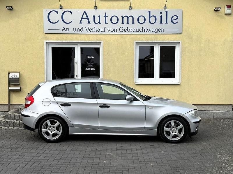 Gebraucht BMW 118 122 PS (89 kW) 2006 Silber Kleinwagen