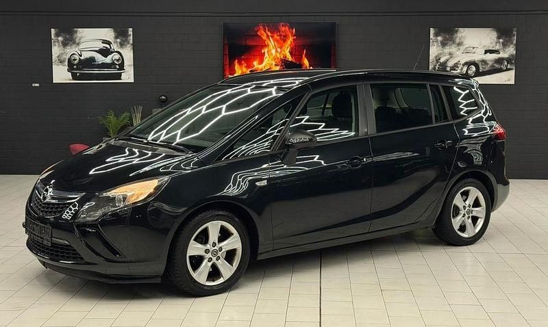 Gebraucht Opel Zafira 140 PS (102 kW) 2012 Schwarz Van / Kleinbus