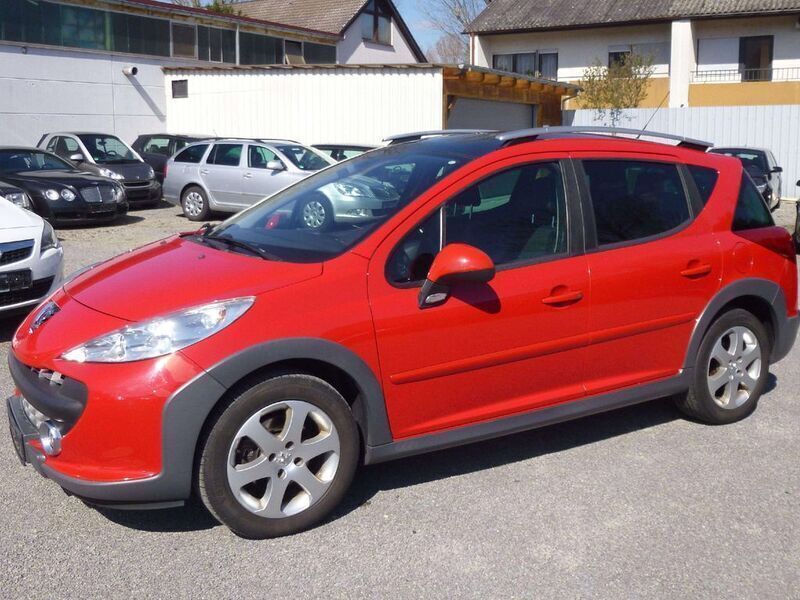 Farbe rot aden/deckende lack Gebraucht 2008 Peugeot 207 Kombi | 2.900 € (Etwas zu teuer) - Bild 1/4
