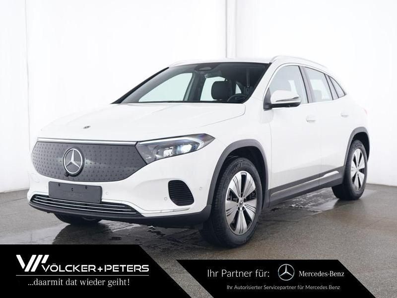 Weiß Gebraucht 2024 Mercedes EQA300 Advanced Plus SUV | 38.243 € (Fairer Preis) - Bild 1/4